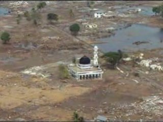 Les signes D'Allah - Les mosquées ont résistées au tsunami