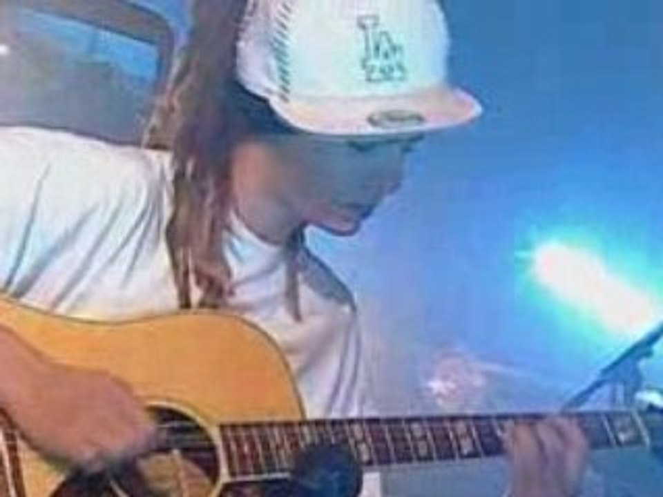 Tokio hotel 'Stich ins glueck' Viva live (23-02-2007)