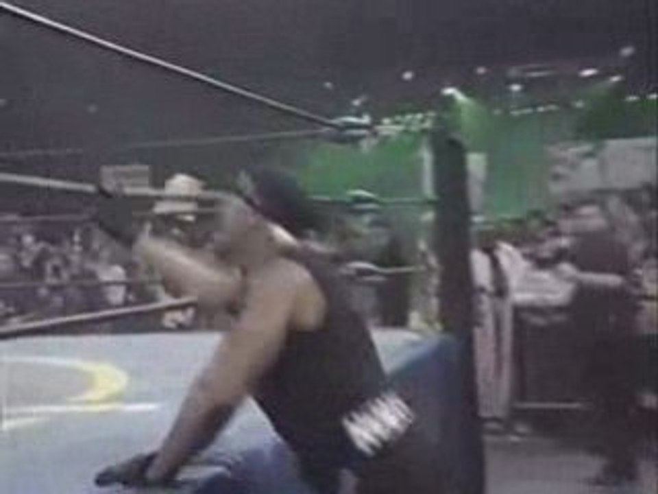 Halloween Havoc15