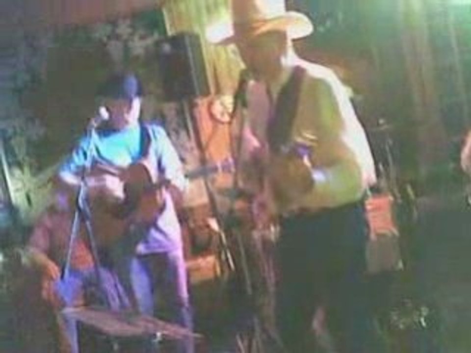 Country Music -Danse 09 05 2008 (guiguette) V.st Georges