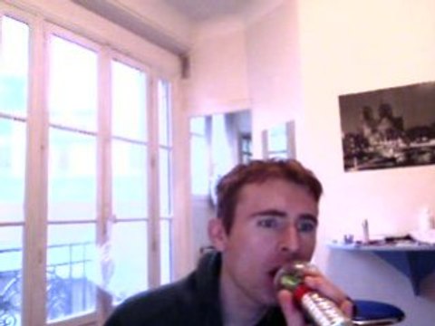 Wiwi égratigne Sheila