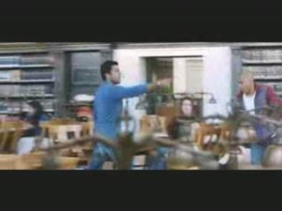 Varnam Aayiram - Adiye Kolluthe