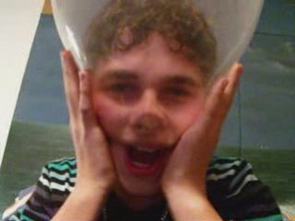 préservatif sur la tete