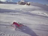 La femme de regis fait du ski