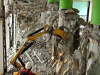 BEN SALAH DEMOLITION Brokk PINCE zeramdine TUNISIE