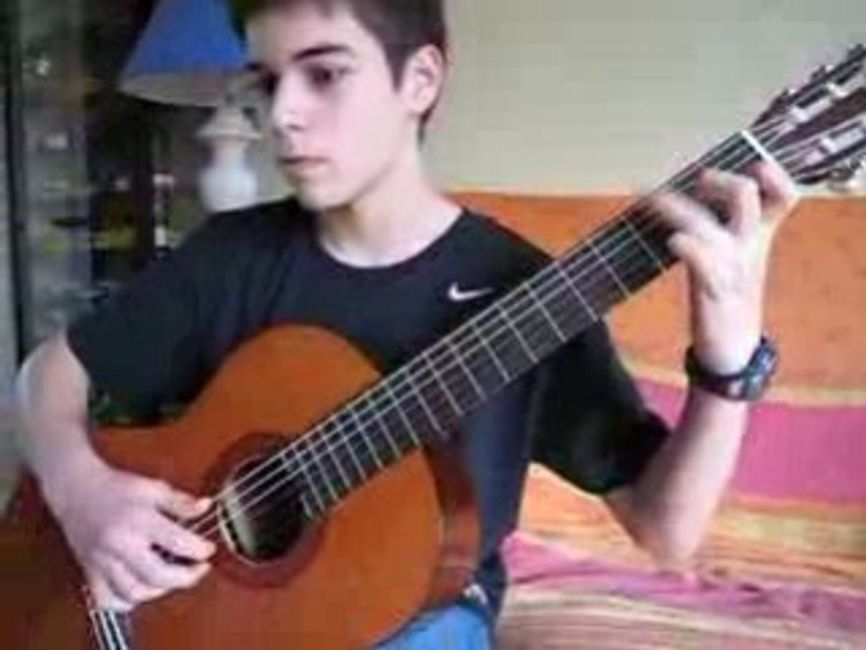 FLORIAN A LA GUITARE "HANGIN' AROUND"
