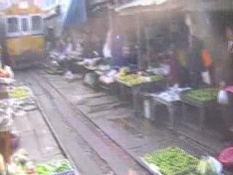 MOV02E