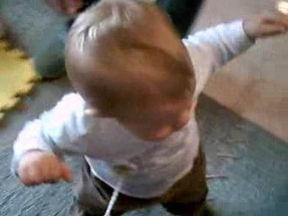 24.01.2009 MATHIS marche sans les mains