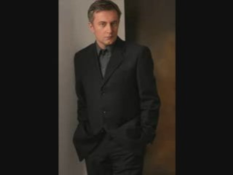 Miroslav Skoro-Sve je receno tisinom