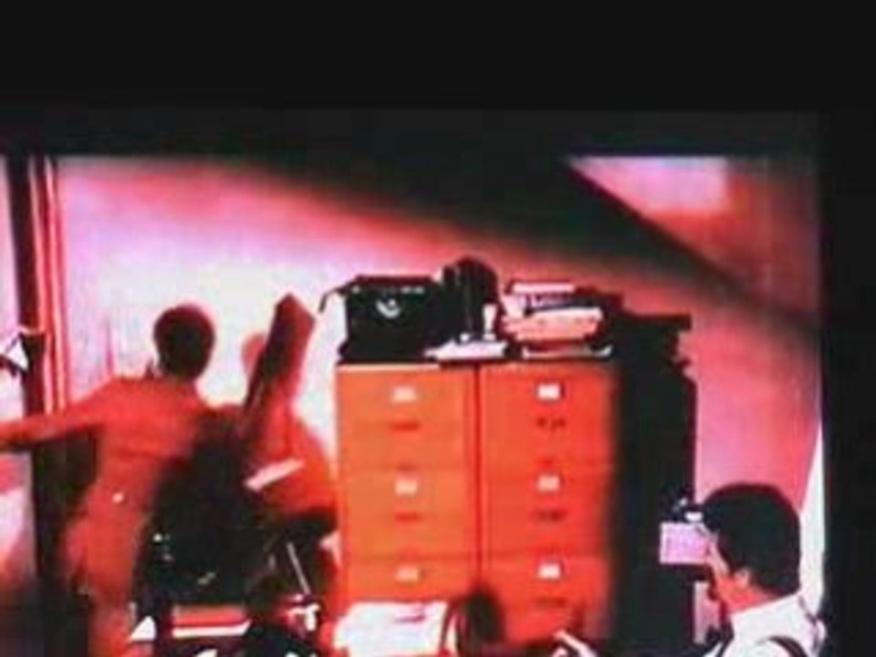 bruce lee.scene de marlowe et de longstreet