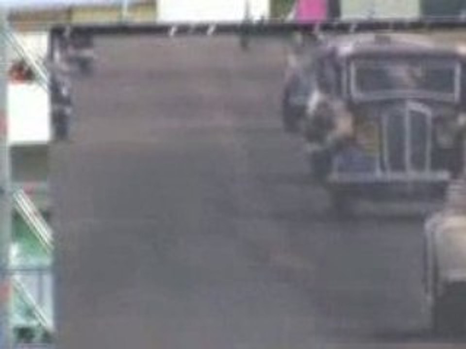 Défilé Renault au Mans Tacots, 4cv, 4L, Dauphine...