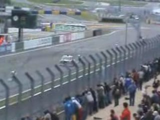 Jean Ragnotti fait le fou avec son R5 Turbo