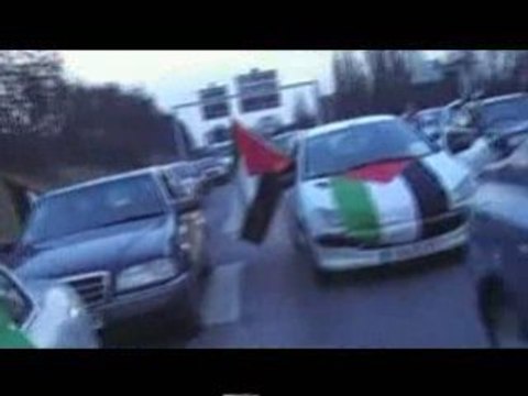 manif voiture le PMF-ne lache rien