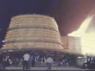 Torre de Babel (1998) - explosão do Tropical Tower