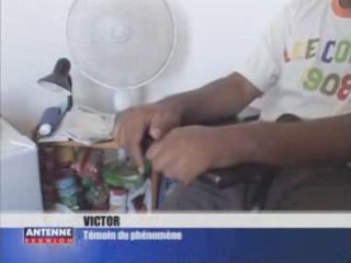 Choquant - Un djinn filmé devant une mosquée