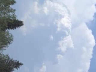 Miracle d'Allah - Visage dans le ciel