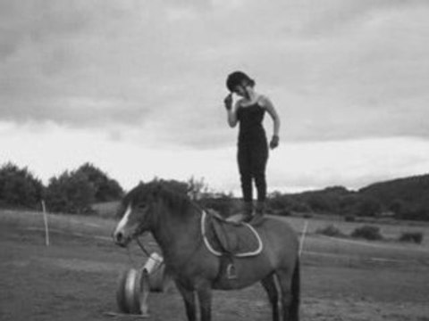 Montage looping musique western_0001