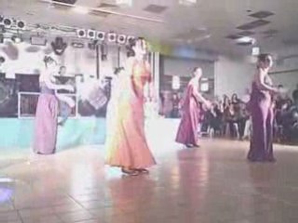 Part 2 : Chorégraphie Des Miss 2009