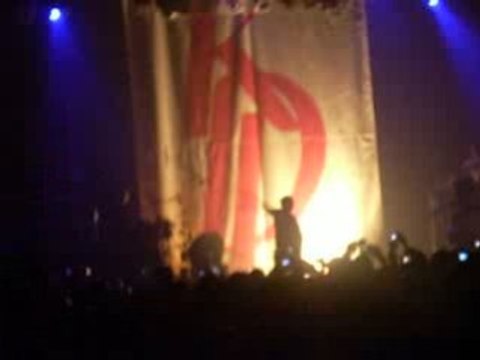 Kat deluna WHINE UP entré au bataclan