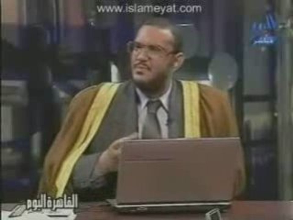 عبير صبرى تخلع الحجاب بعد هدا البرنامج ل عمرو اديب