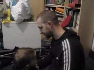 Gaël pique papa (3 décembre 2008)