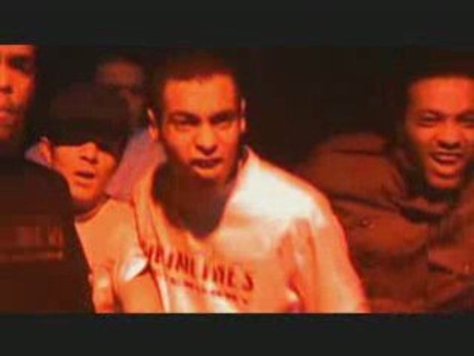 HORS DU CORPS HUMAIN CLIP DOUMER & KO