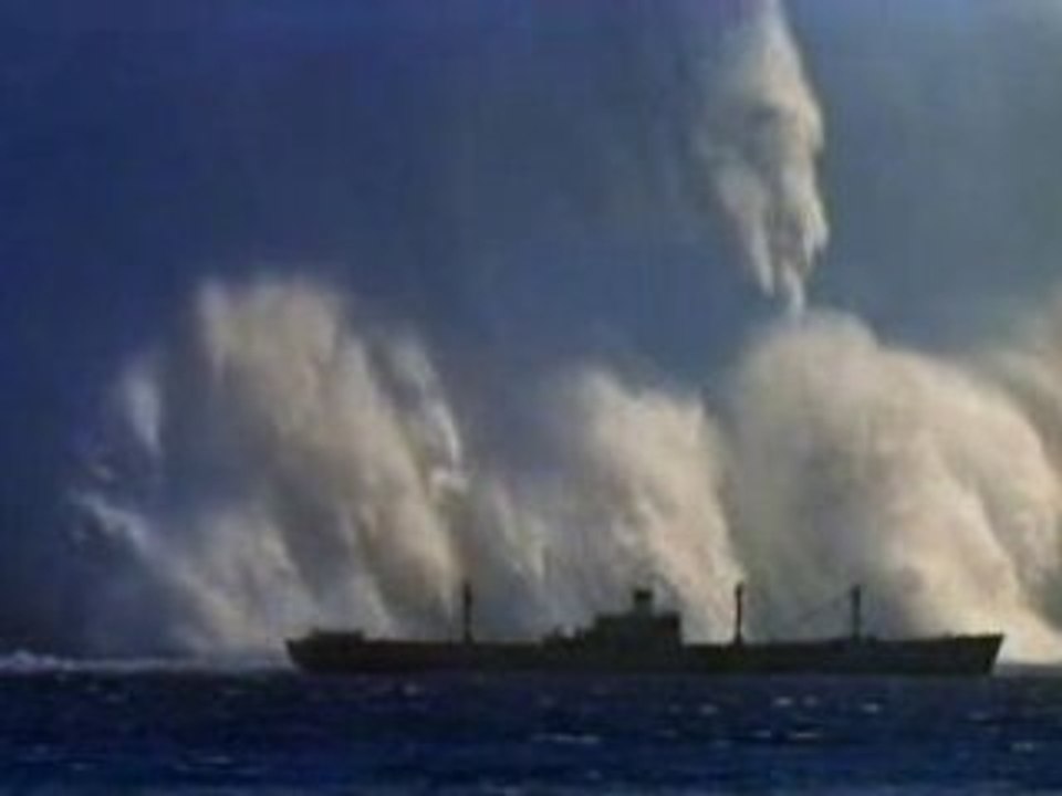 Underwater explosion