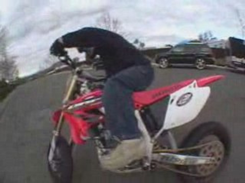 Supermotard stunt 500