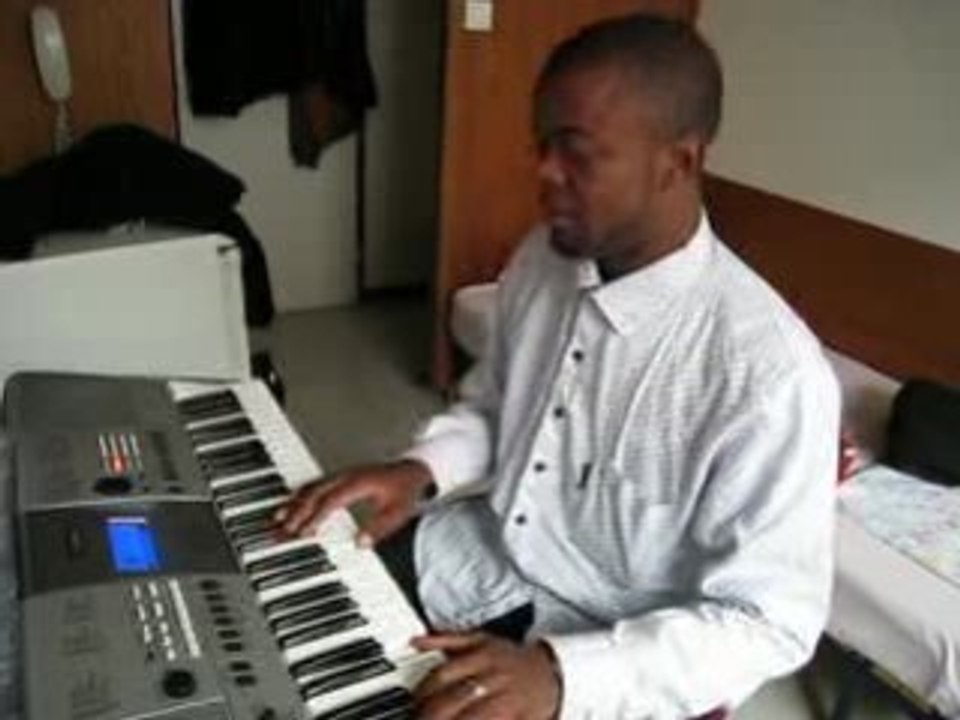 Eric, chef de choeur de la chorale de l'INSA Strasbourg