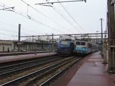 BB8500 & VB2N (TER Centre) - Versailles Chantiers