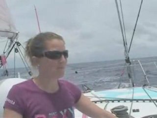 Скачать видео: Roxy Sailing - Sam Davies 22th Jan on the Vendee Globe