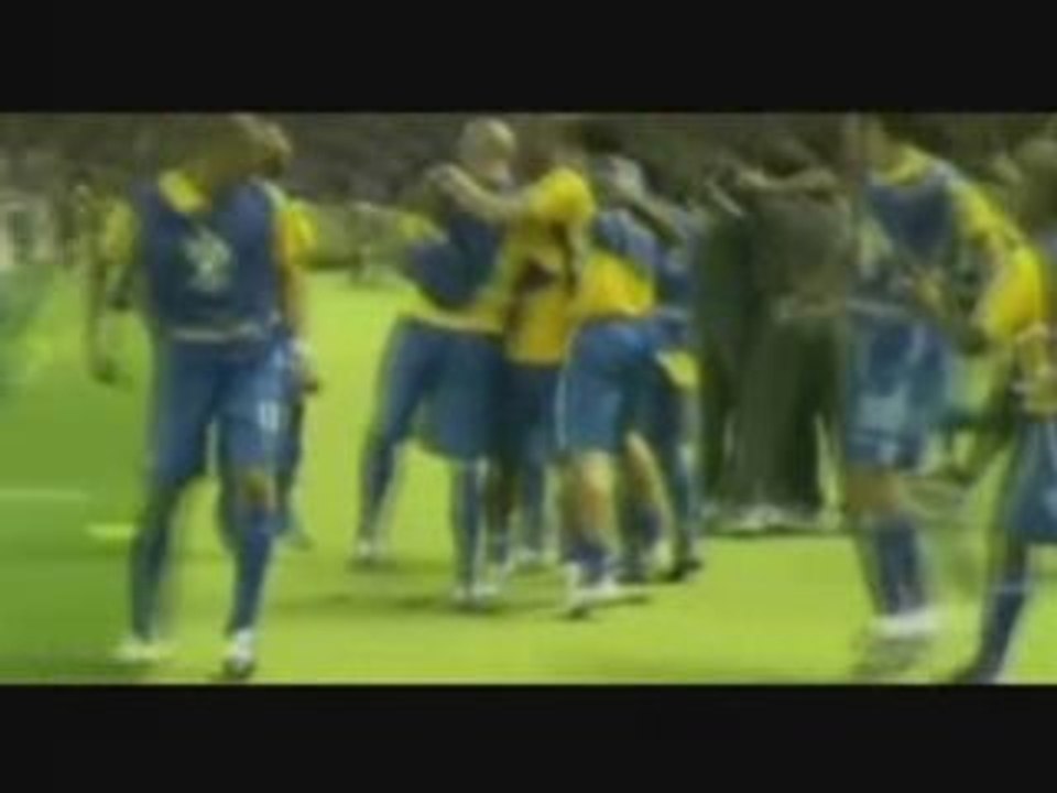 Ronaldinho   Kaká - Beautiful Football