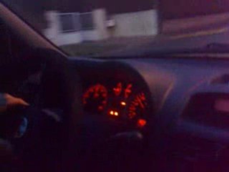 petit tour en clio RS BUD77-1