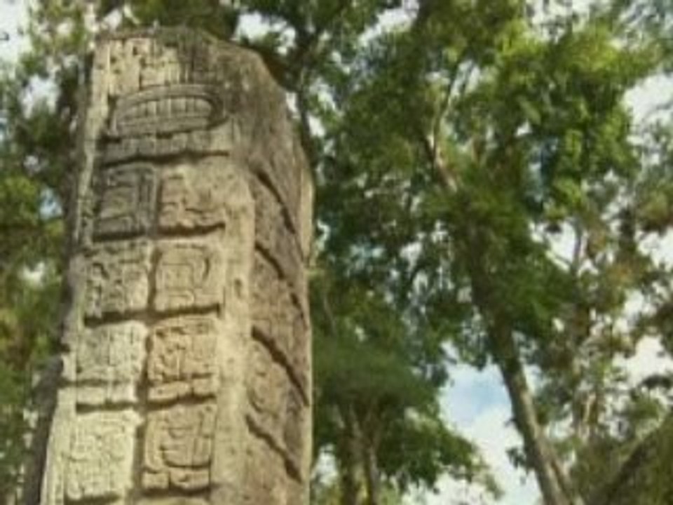 Le Code Maya 2/5