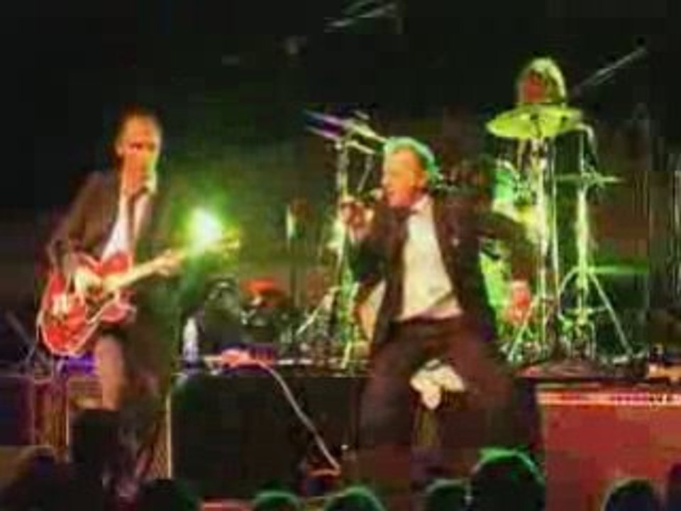 LES SOCQUETTES BLANCHES LIVE...