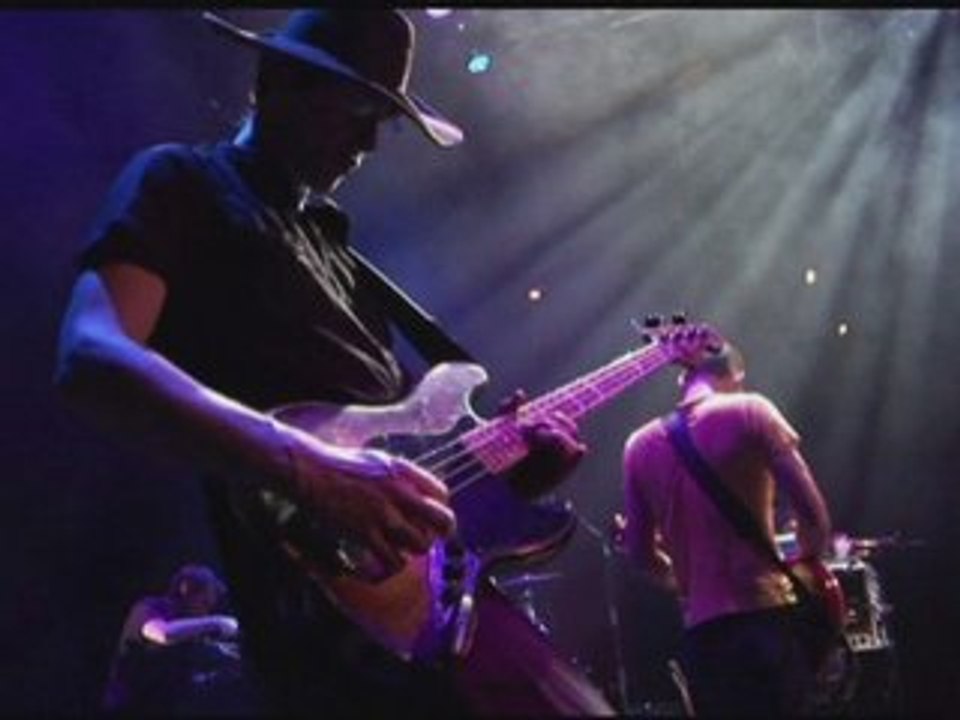 Extrait dvd live de Rubin Steiner, TURN OFF THE LIGHTS