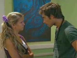 Johny y Paula ven a Nina y Francisco juntos