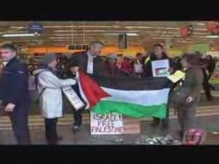 3 arrested over Israel protest in Tescos