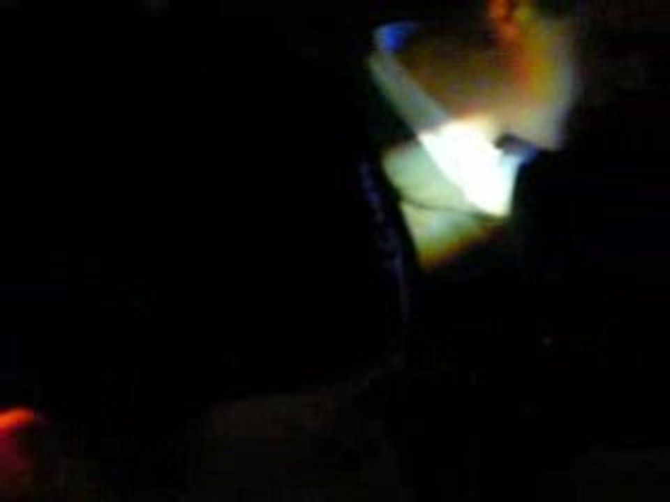 Nico et théo boivent une sambuka au Celtica