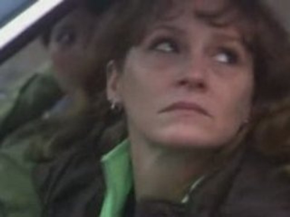 Frozen River (Río helado) - Trailer español