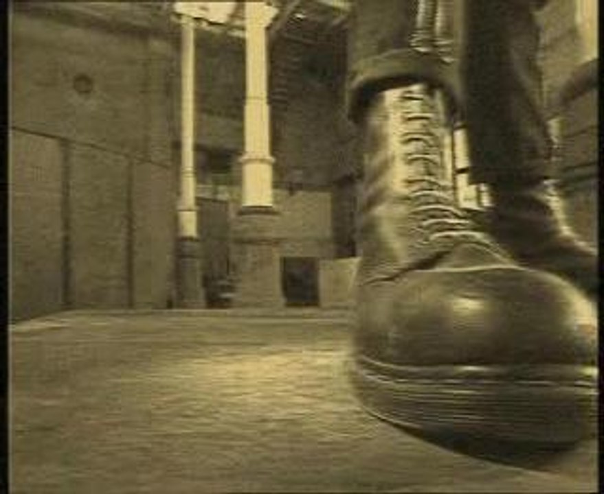 Oxymoron - Run from reality