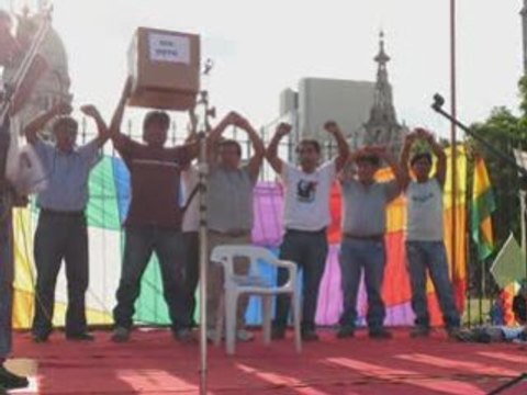 25 Enero 2009 BsAs -Bolivianos en el exterior - Por el Voto