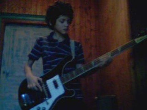 White Stripes - Seven Nation Army Basse