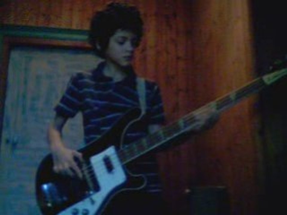 White Stripes - Seven Nation Army Basse