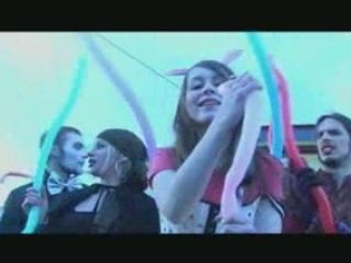 Clip "parc d'attractions" par MickaHell