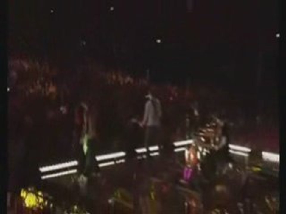 McFLY - Backstage Wembley - Legendado