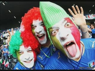 Italian  fans