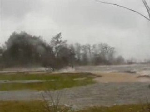 Tempête Klaus rafales à 170 km/h sur le lac de Sanguinet