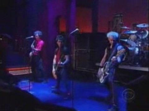 Green Day - American Idiot [Live - David Letterman]