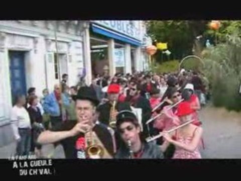 Fanfare A la Gueule du Ch'vaL au festival Accroches Coeurs